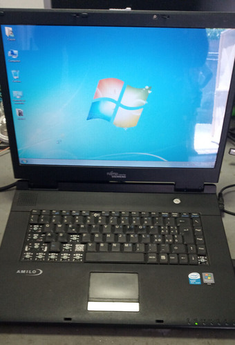 Fujitsu siemens amilo - fujitsu, li